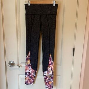EUC Athleta charcoal with pink, tangerine white floral yoga exercise leggings